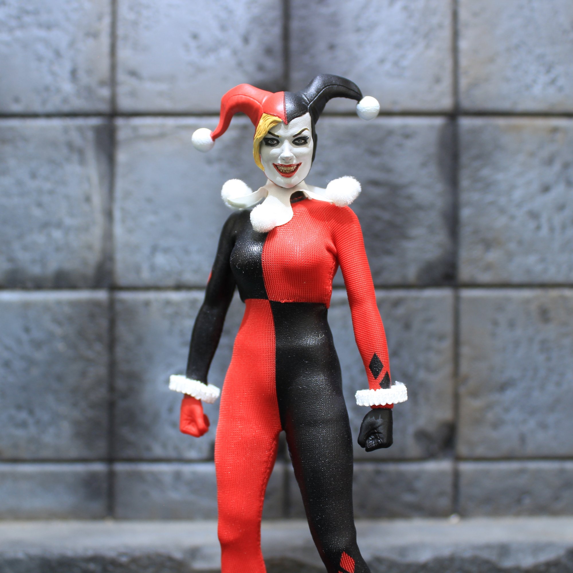 Harley Quinn - Mad Love Resin newest Statue #0296 / #3000